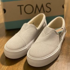 TOMS, Alp Fenix, Platform Slip On, Lunar Grey washed canvas, size 8.5